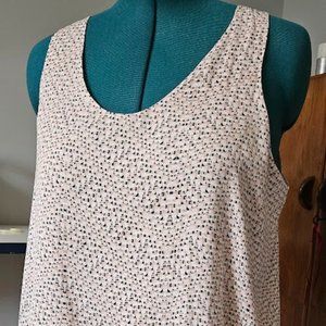 Sleeveless blouse from Gap, XL, Pink, black and taupe print on white.